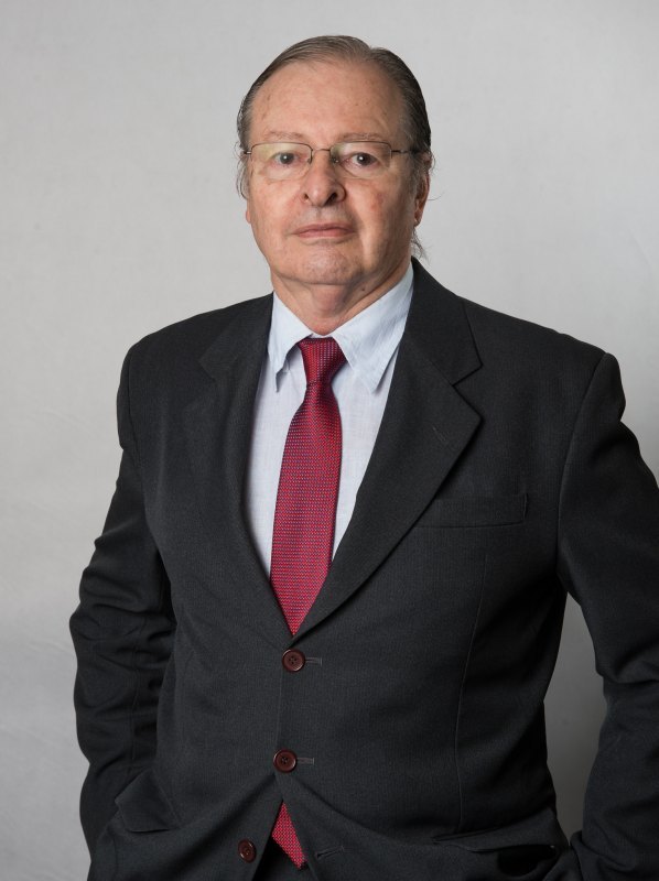 SERGIO PINHO COSTA FERNANDES